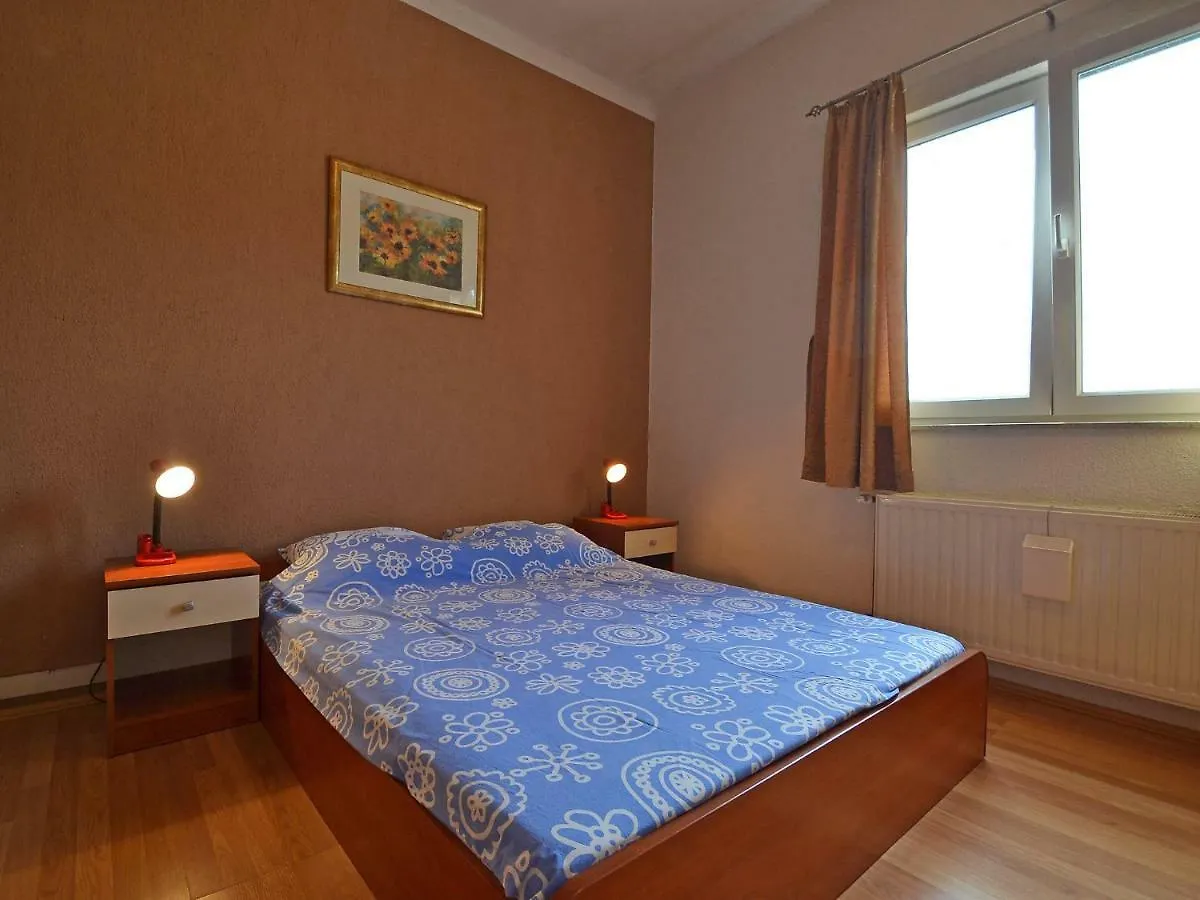 Apartment Ana-2 By Interhome Anic